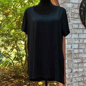 LulaRoe Classic T, black New Without Tags, size L